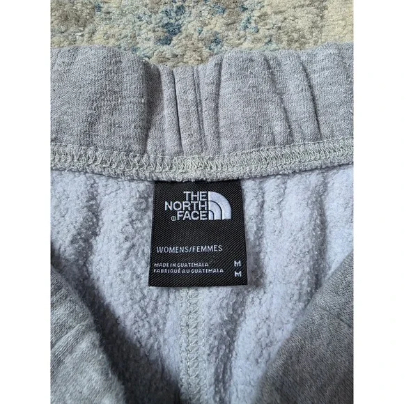 The North Face Women's Size‎ Medium Grey Sweat Shorts - Picture 3 of 4